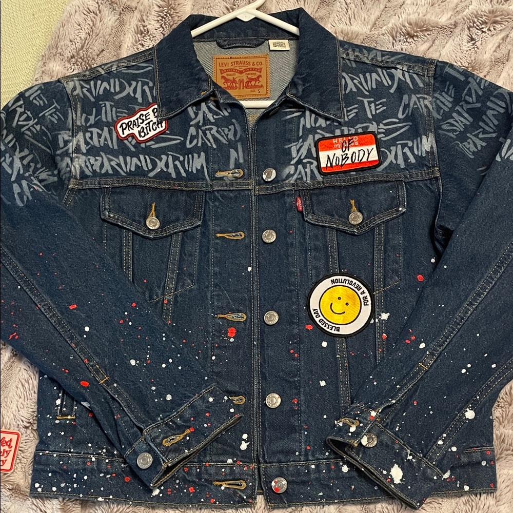 Levi's Hulu handmaids tale limited edition Artistic Denim Jacket with patches